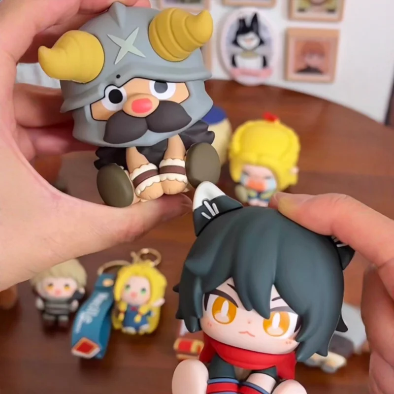 

New Genuine Dungeon Meshi Collectible 8cm Anime Figures Laios Marcille Character Sitting Posture Model Decoration Toys Gift