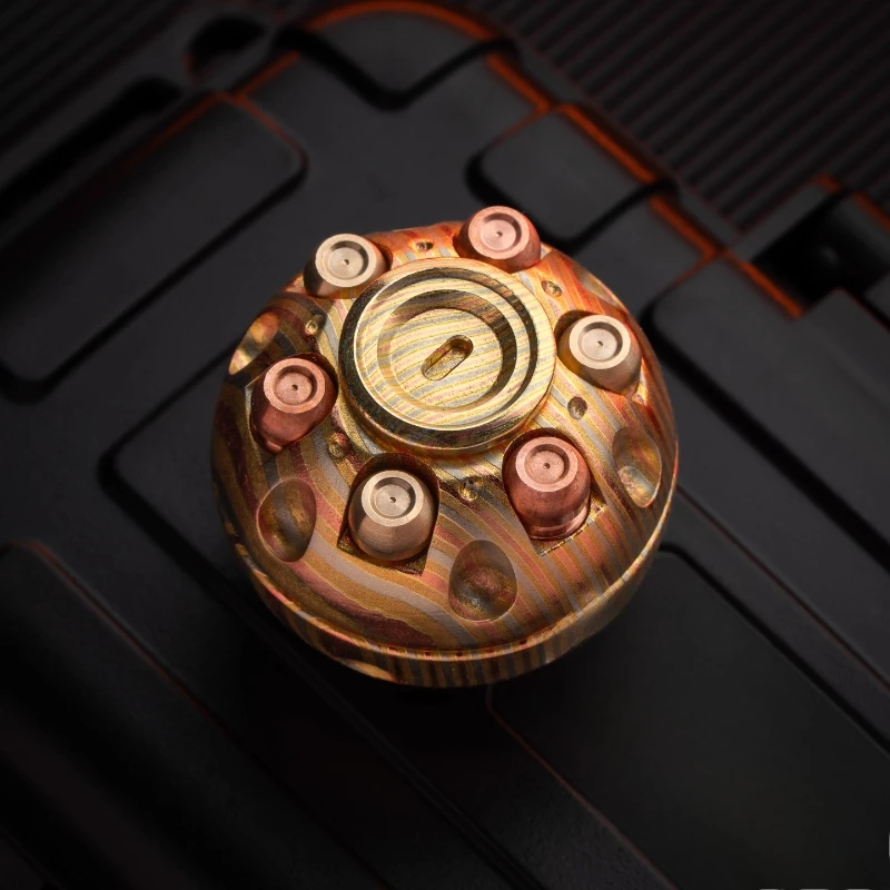 42. COSMO Toujie EDC Neues Material Death Star Mechanisches Metall Rotary Spinner Fidget Spinner Stressabbau Desktop-Spielzeug