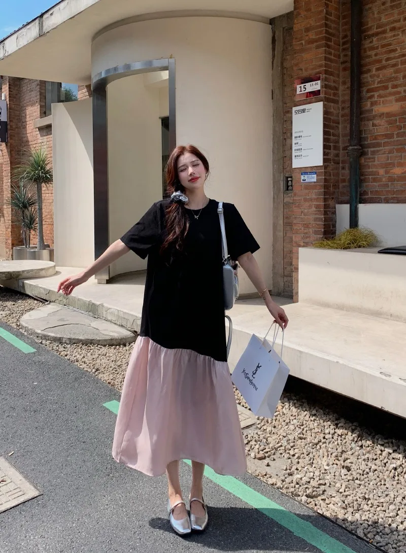 Abiti estivi da donna coreani Nuovo colore irregolare a contrasto con giunture O-collo abito a maniche corte Vita ampia Abiti maxi T-shirt