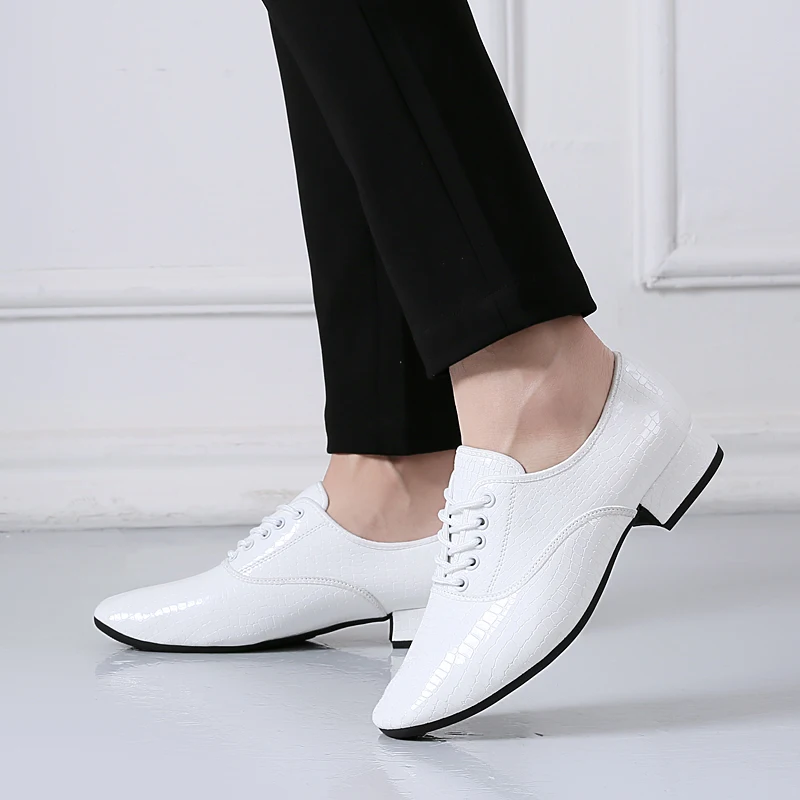 

Modern Men's Ballroom Tango Latin Dancing Shoes Low heel 3cm Man Rubber Soles Latin dance shoes white black