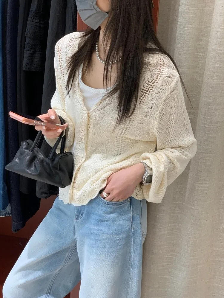 

Feita Hollow out Knitted V-Neck Short Sleeve Women's Cardigan Breathable Thin Outerwear Lantern Sleeve French Style Loose Fit