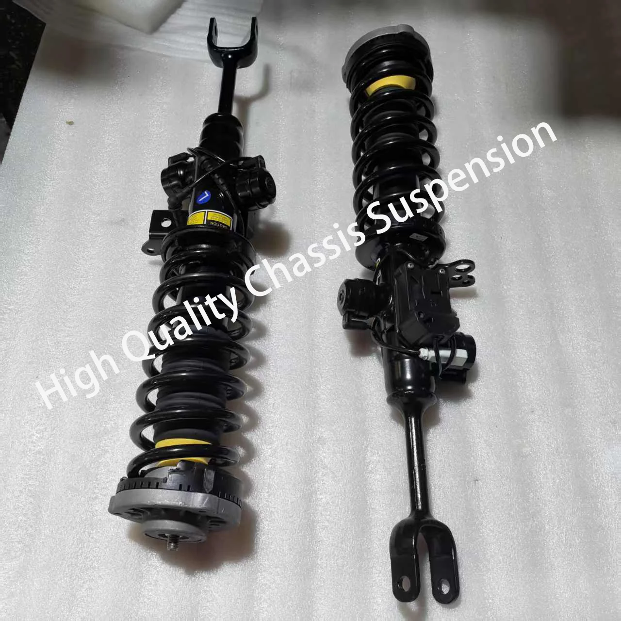 

2X For BMW 5 Series RWD 7 Series RWD F01 F02 F07 535i 550i 740i 750i Front Shock Strut Assembly 37116796925, 37116794135
