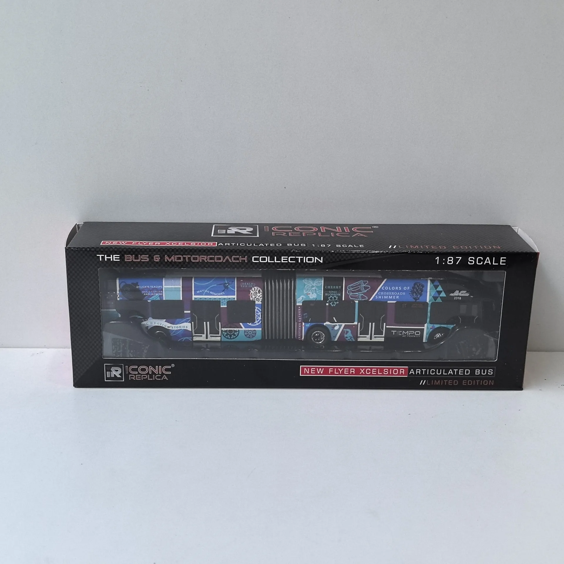 

Литой под давлением ИК масштаб 1/87 HO NEW FLYER XCELSIOR шарнирный автобус из сплава модель автомобиля Коллекционная игрушка в подарок сувенир дисплей орнамент