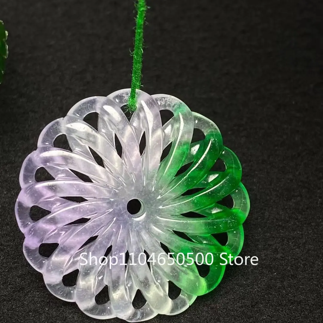 

Jadeite Jade Hollow Three-color Hollow Pendant Comes and Goes Jade Pendant