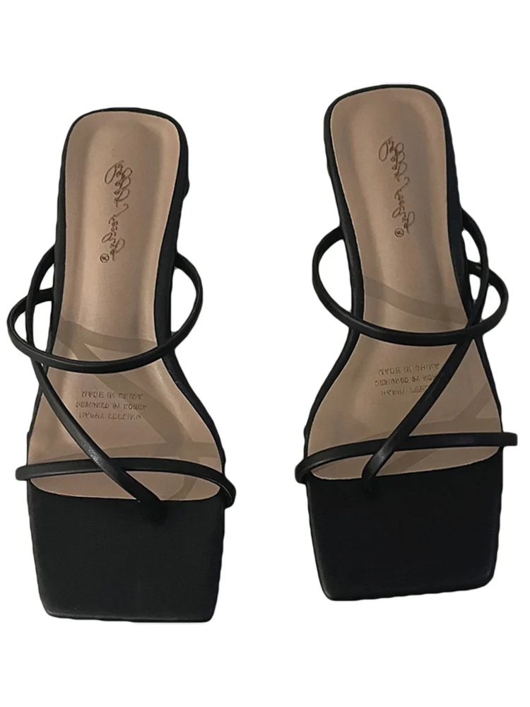 Slippers Casual Shoes Rubber Flip Flops Slipers Women Heeled Mules Square heel Med Slides Luxury Hawaiian 2024 High Block