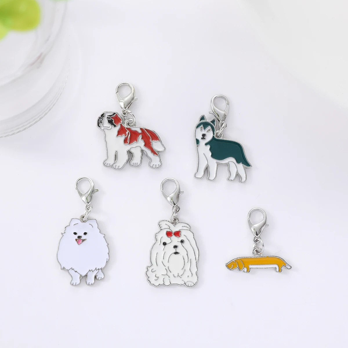 5 Pcs Cute Dog And Cat Animal Enamel Charms bulk Silver Color Keychain Backpack Women Girls Keyring Decoration Pendant Car Keys