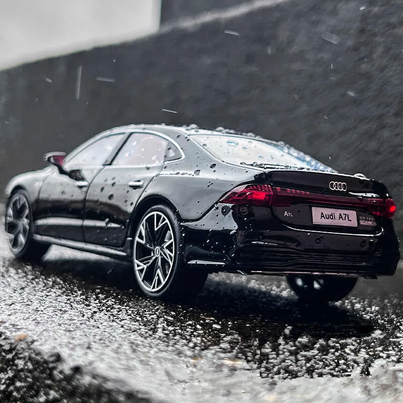 Audi A7 Diecast modelo de carro de liga metálica, brinquedo de simulação alta, coleção leve e som, presente infantil, 1:32, 2022