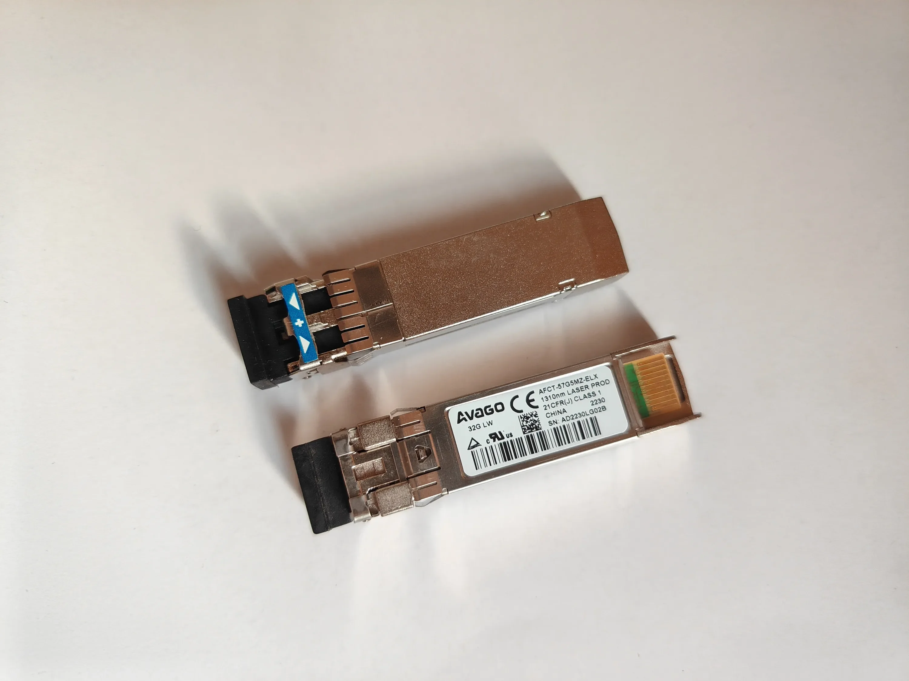 AVAGO 32G LW SFP Transceiver/AFCT-57G5MZ-ELX EMULEX Single Mode 32GB 1310NM SFP Fiber Optical Module