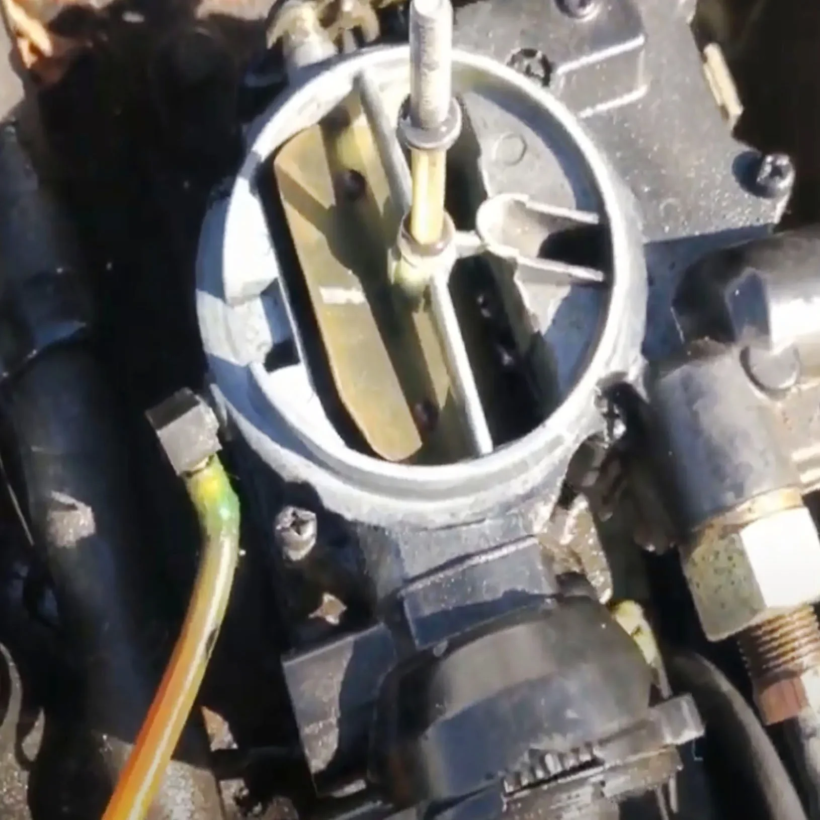 Carburetor for Marine 2 Barrel 2.5 and 3.0L 4 CYL with  Long Linkage Replaces 3310-864940A01