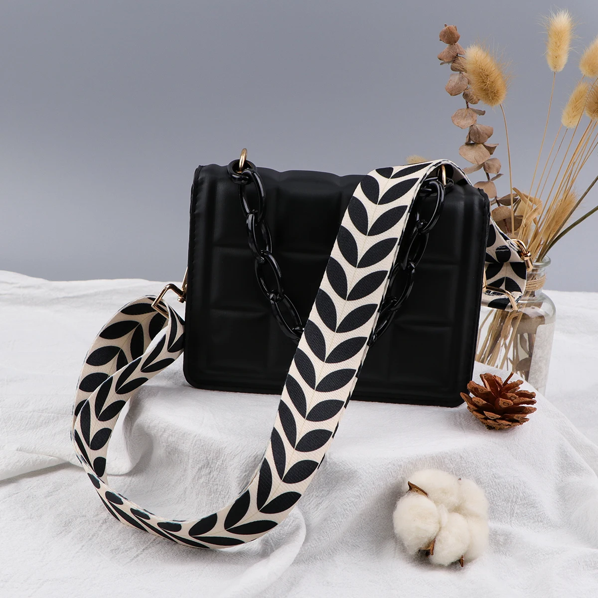 Female Fashionable Removable Leaf Bag Chain Crossbody Bag Widening Adjustable Heart Shoulder Starp Bag Accessories Single Straps