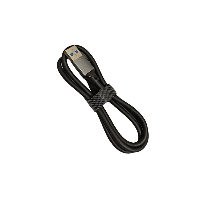 IBasso audiokabel en oplaadkabel met logo.