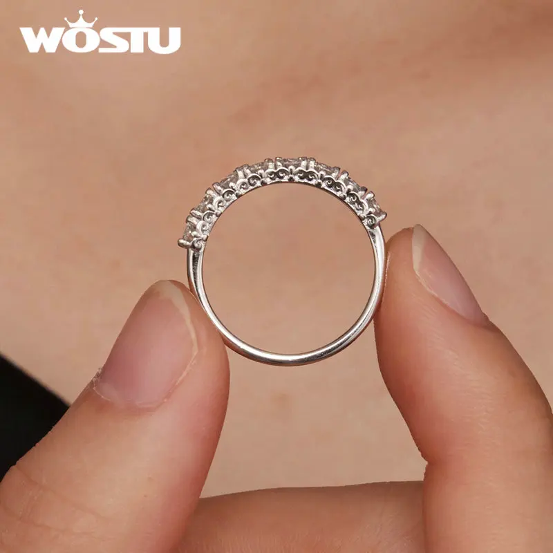 Women's 0.8 ct Moissanite Classical Round Wedding Ring, 925 Silver