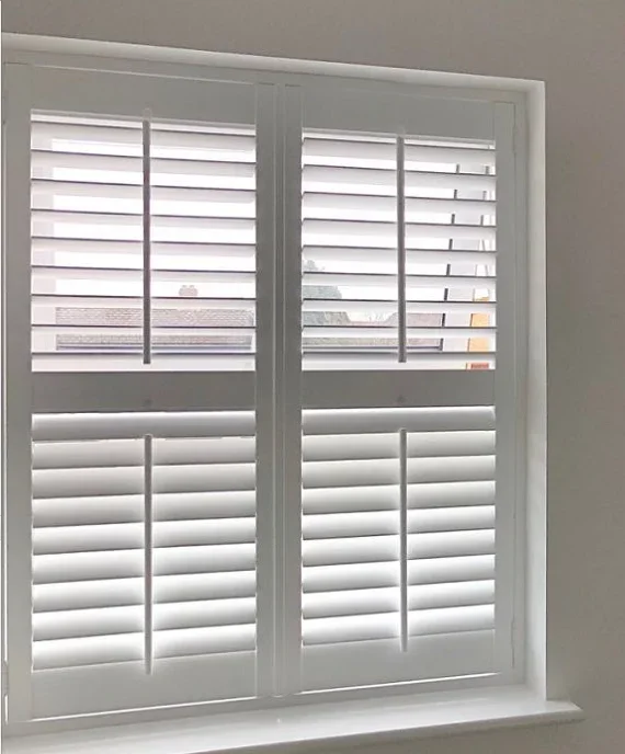 Pvc Fauxwood Plantation Shutter โรงงานตงกวนขายตรงราคาที่ยืดหยุ่น