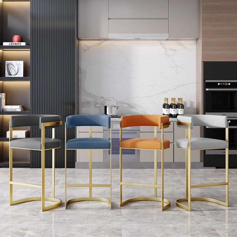 Рисунок 4 - Современный металлический барный стул