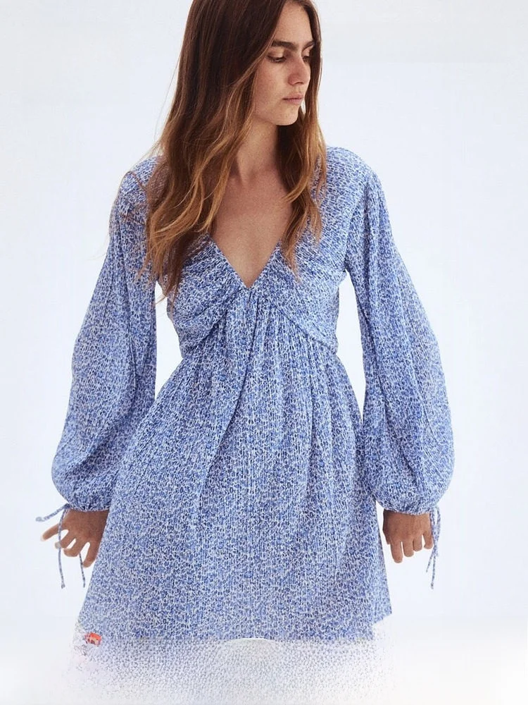 

H&M Women's Dress Long Sleeve V-Neck Beach Floral Pleated Design Fairy Skirt A-Line Silhouette Polyester Fiber