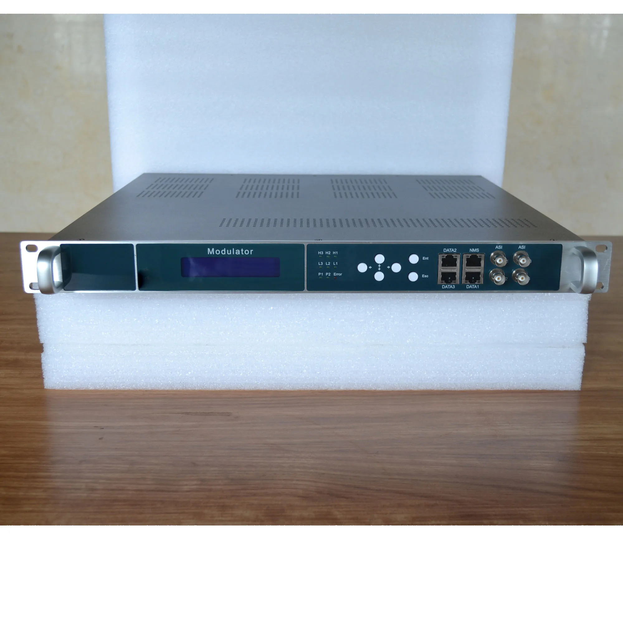 16-Channel Tuner Receiver Gateway + 8-Channel HD Video Encoder IPTV CATV ระบบทีวี DVB-S2/S2X DVB-T2 ISDBT ATSC IRD Receiver