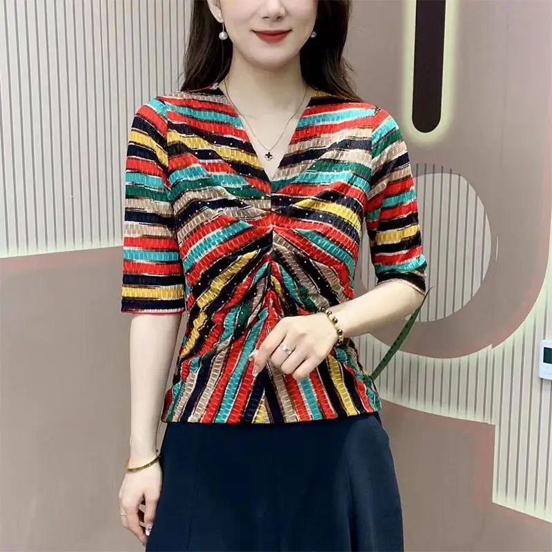 2024 Spring New Year's Women's V-neck Patched Folded Rainbow Stripe Western Versatile Slim Fit Medium Sleeve T-shirt Tops