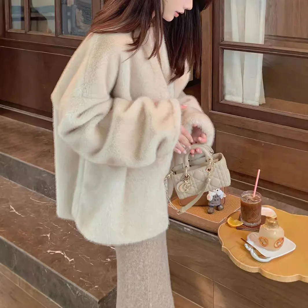 Faux Pelz Mäntel Frauen V-ausschnitt Mantel Strickjacke Jacken Solide Gespleißt Jacke Lose Streetwear Oberbekleidung Splice Dicke Warme Winter