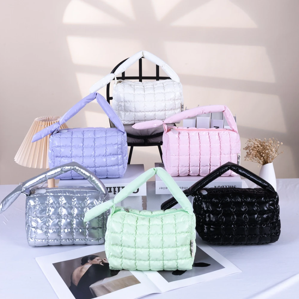 

New Simple Style down Travel Cosmetic Bag Women's Portable Handheld Large Capacity High-End Sensation Toiletry Storage Bag