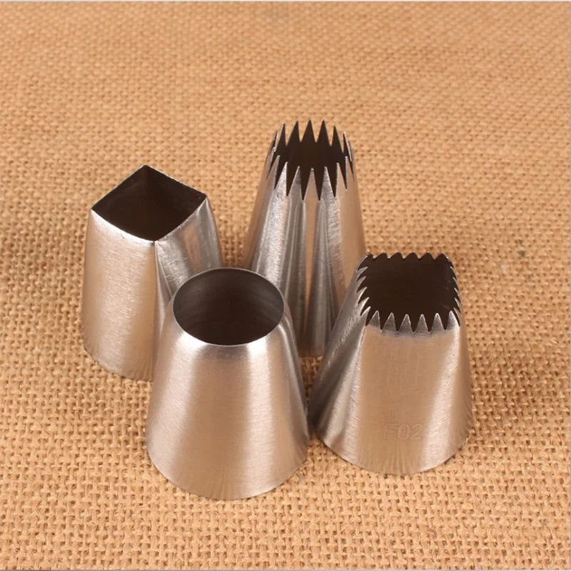 4PCS Cake Decorated Nozzle Set Stainless Steel Piping Nozzle DIY Cake Decorating Tips