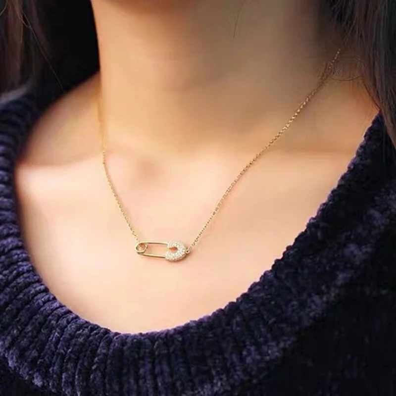ZHOUYANG Pendant Necklace For Women Unique Hollow Out Zircon Pin 3 Color Collarbone Chain Gift Fashion Jewelry KBN260