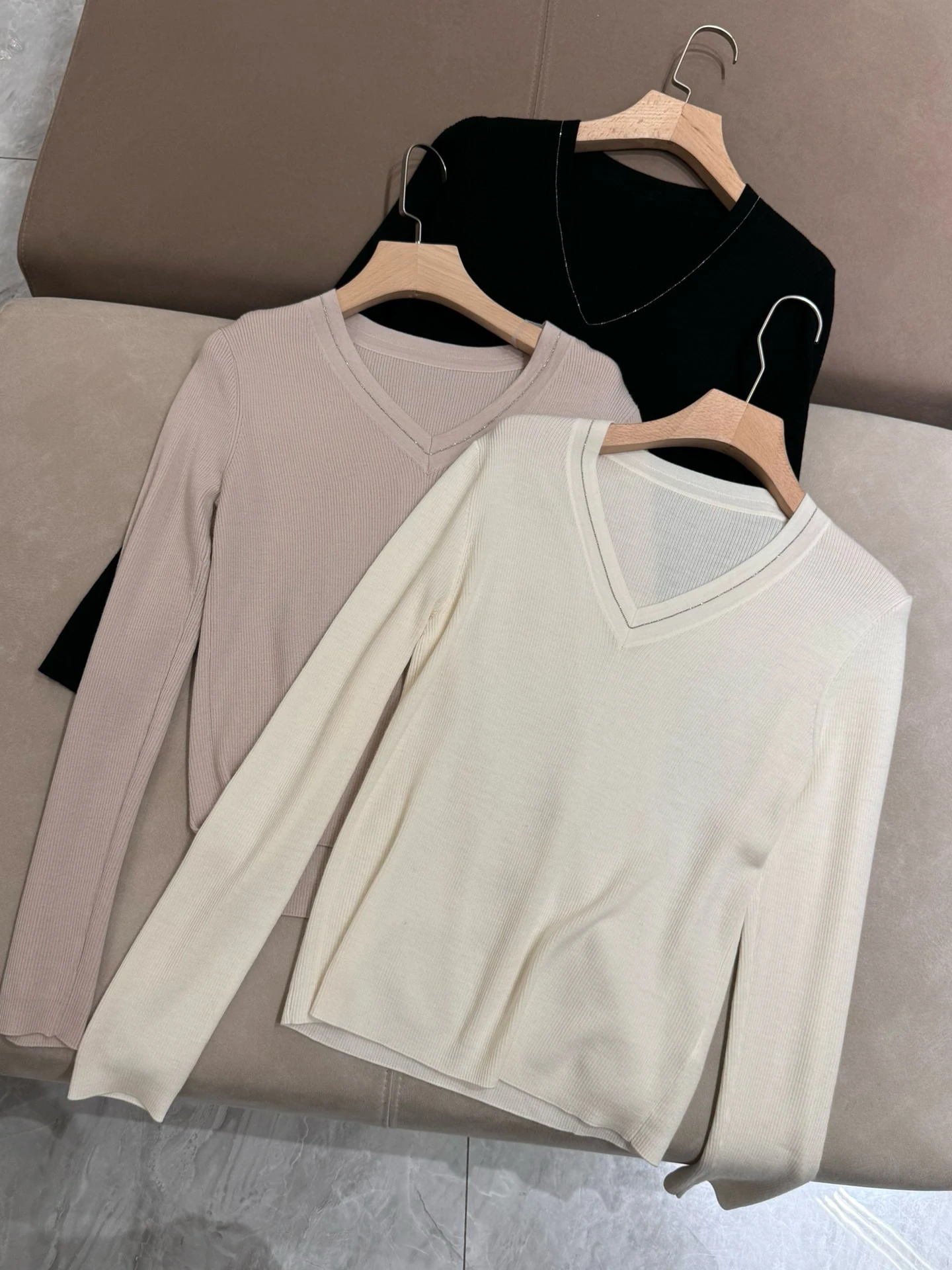 

Эластичная тонкая цепочка с бусинами V-Ne, базовая шерстяная длинная вязаная основа Sve, женская цельная цепочка обычного кроя для поездок на работу