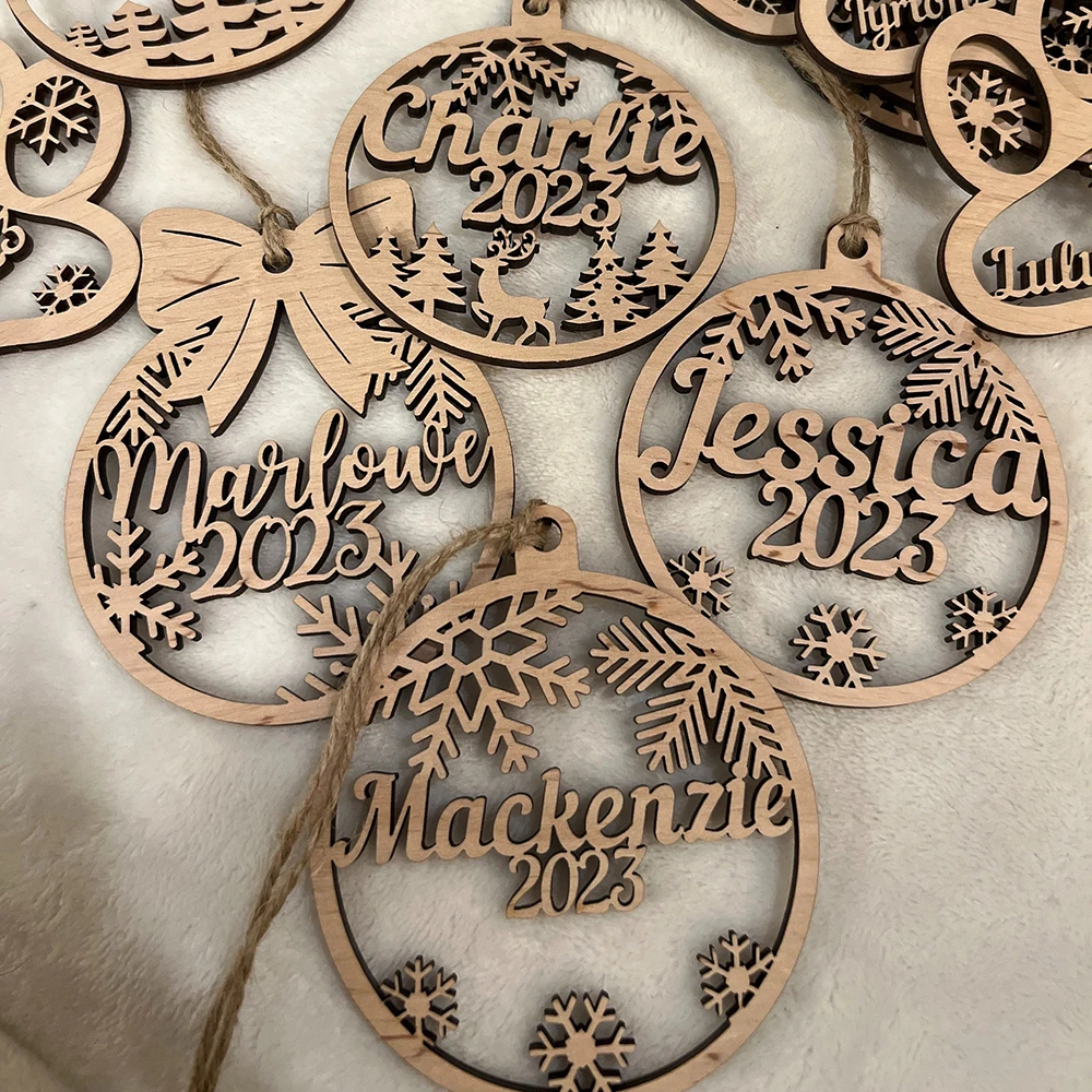 맞춤형 가족 크리스마스 장식품 레이저 각인 나무 트리 장식 개인 맞춤형 크리스마스 볼 이름... - 2