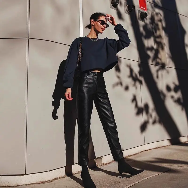 

Модные кожаные брюки, ветрозащитные женские новые осенние и зимние прямые свободные брюки из искусственной кожи в корейском стиле