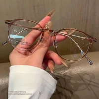 Gafas ópticas ultraligeras TR90 β de titanio redondas para mujer, montura de gafas flexibles antideslizantes, gafas de plástico para un estilo de vida cómodo