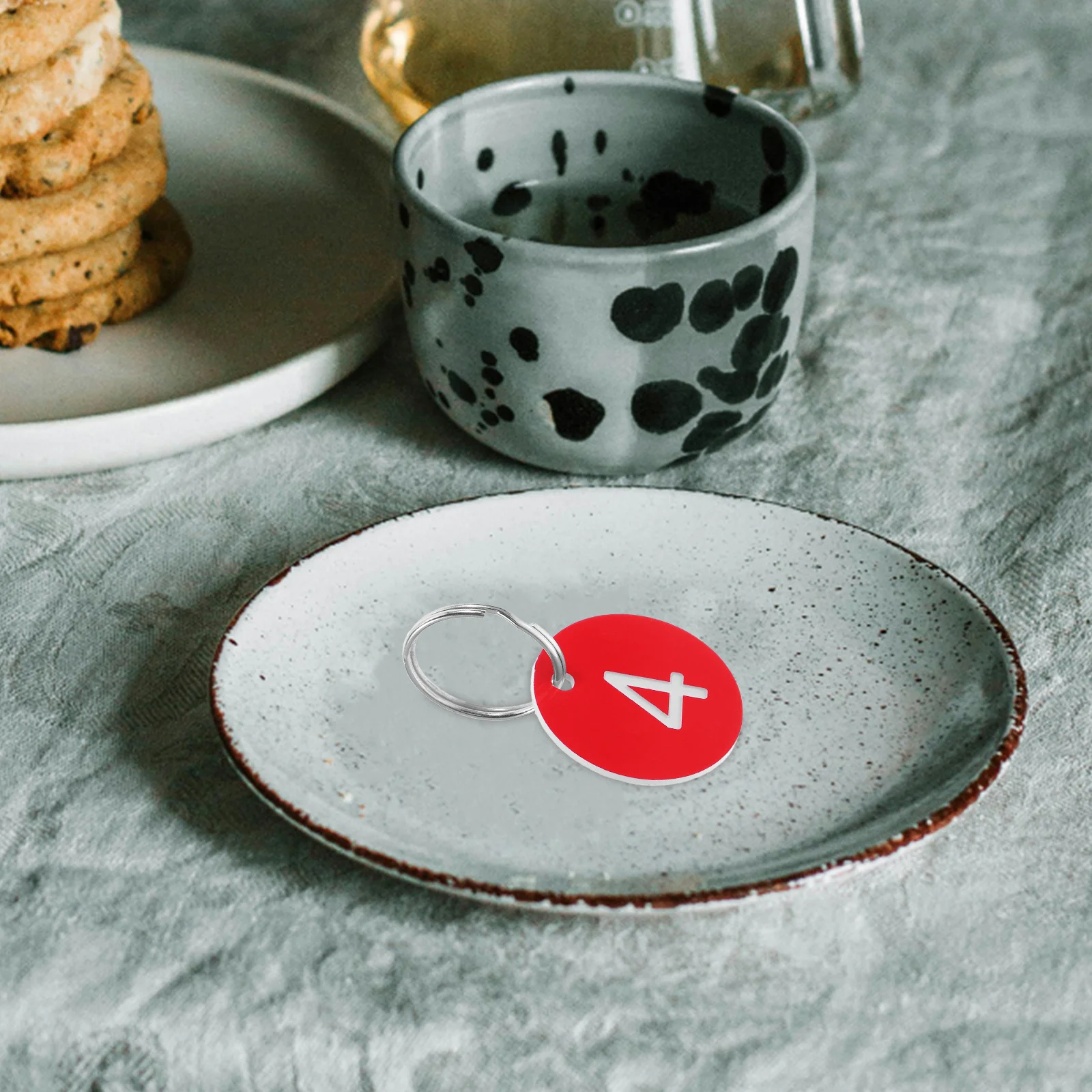 

1 set Round Plastic Number Tags: 1-20 Clear Label Cards For Restaurant Cafe Table Key Ring Numbered Hanging Markers For