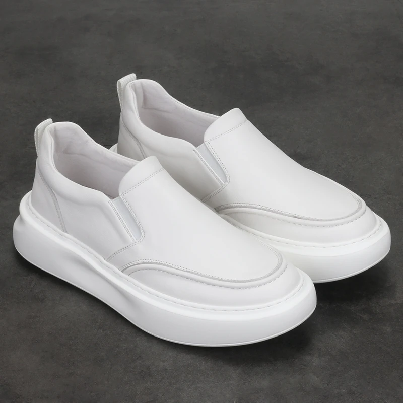 

New thick soled trend small white shoes leather fashion solid color leisure everything with a foot pedal men's board shoes