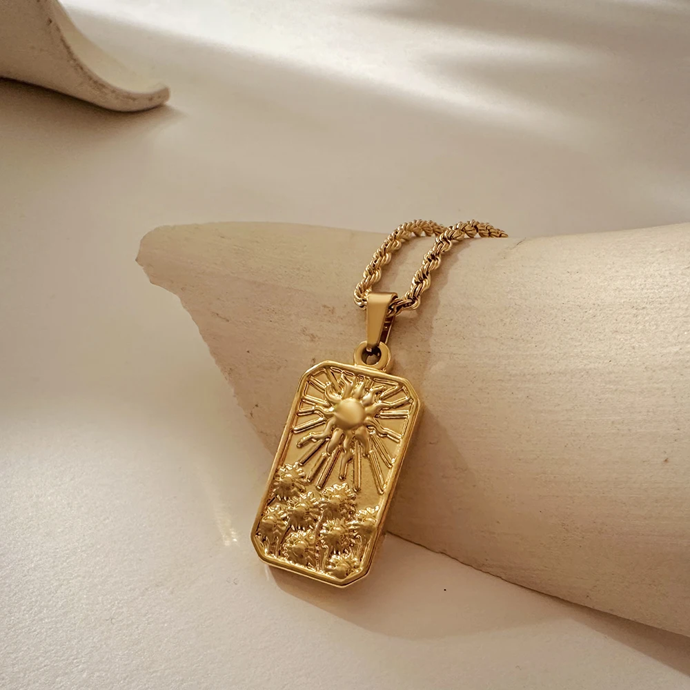 

Boho Gold Plated Rectangle Geometric Stainless Steel Pendant Necklace for Women Tarot Sun Twist Chain Clavicle Neckalces Gifts