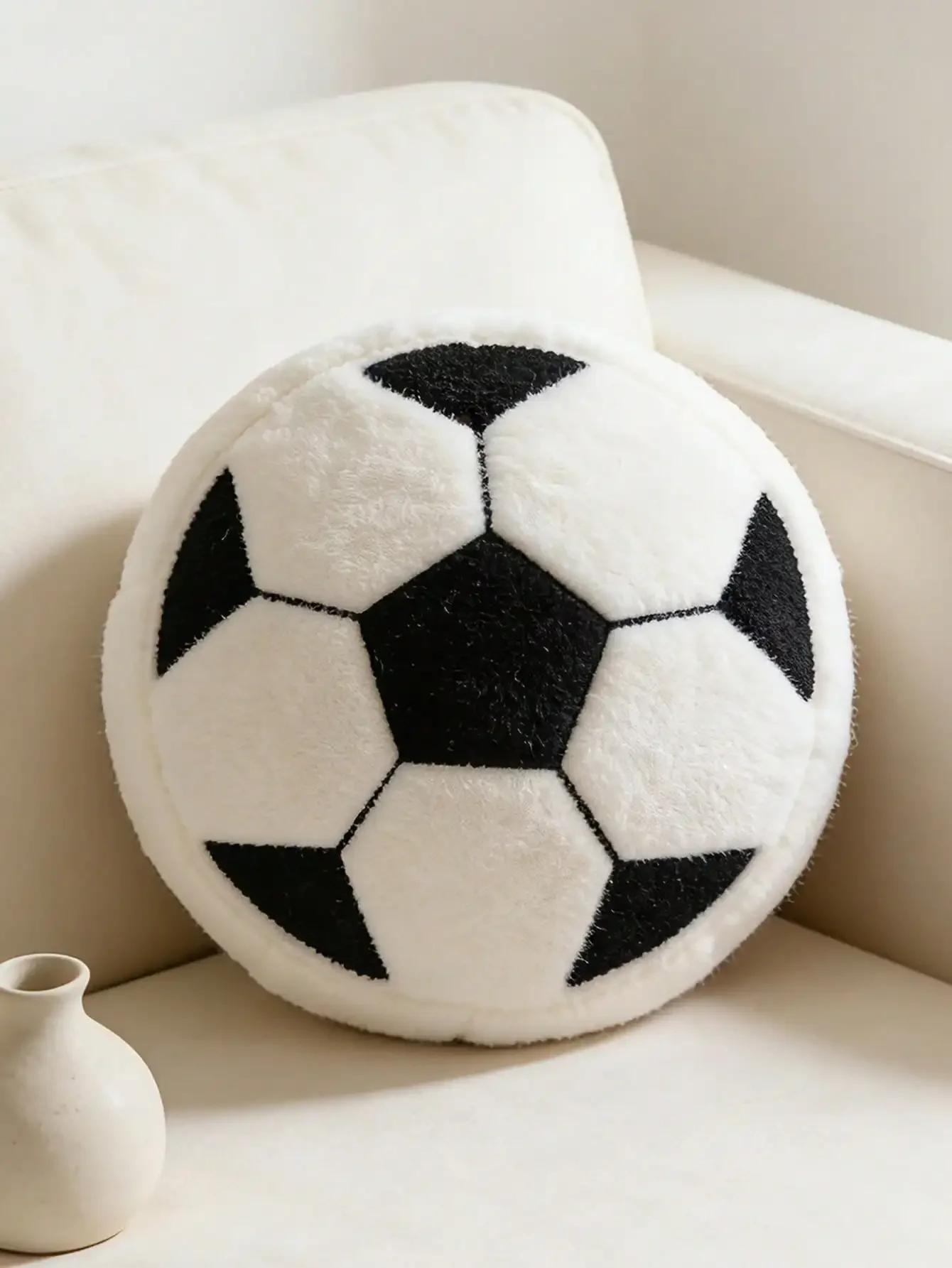 

1pc Football Throw Pillow, Creative Round Football Cushion, Classic Black And White Football,