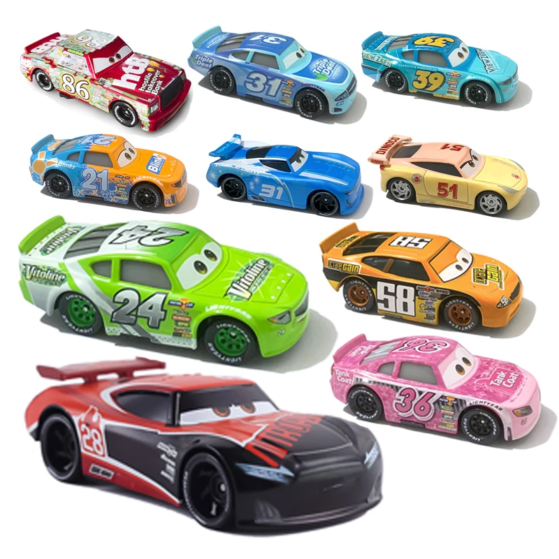 

Новые машинки Disney Pixar Cars: Болид Лайтнинг МакКвин №28, №31, масштаб 1:55, литые, с металлическим кузовом из сплава, игрушки для детей, подарки на день рождения