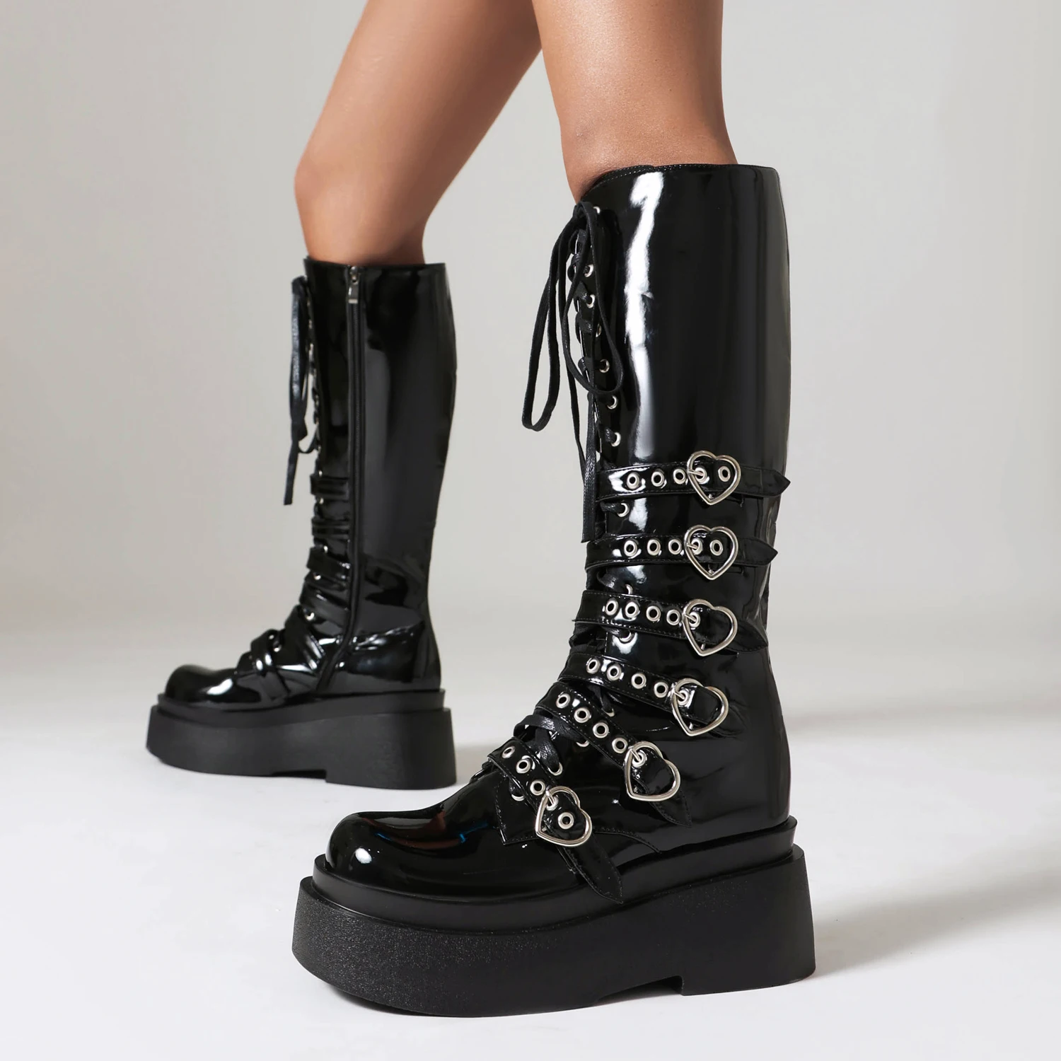 

Women's Gothic Black Platform Boots Lace Up Shoes Punk Heavy Love Heart Buckles Decor Motorcycle Boots 2024 Spring New Arrival