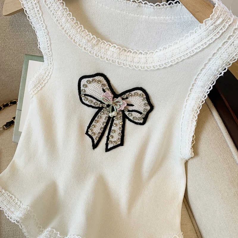 2025 New Summer Women Fashion O-neck Sleeveless Camisole Rhinestone Bow Decoration Lace Lace  Elastic Tank Tops Sweater Vest
