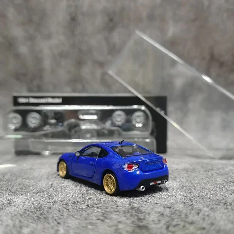 Radiant Artisan-coche modelo BRZ ZC6, vehículo fundido a presión de aleación, todas las puertas abiertas con motor y un juego de buje de repuesto, 1:64