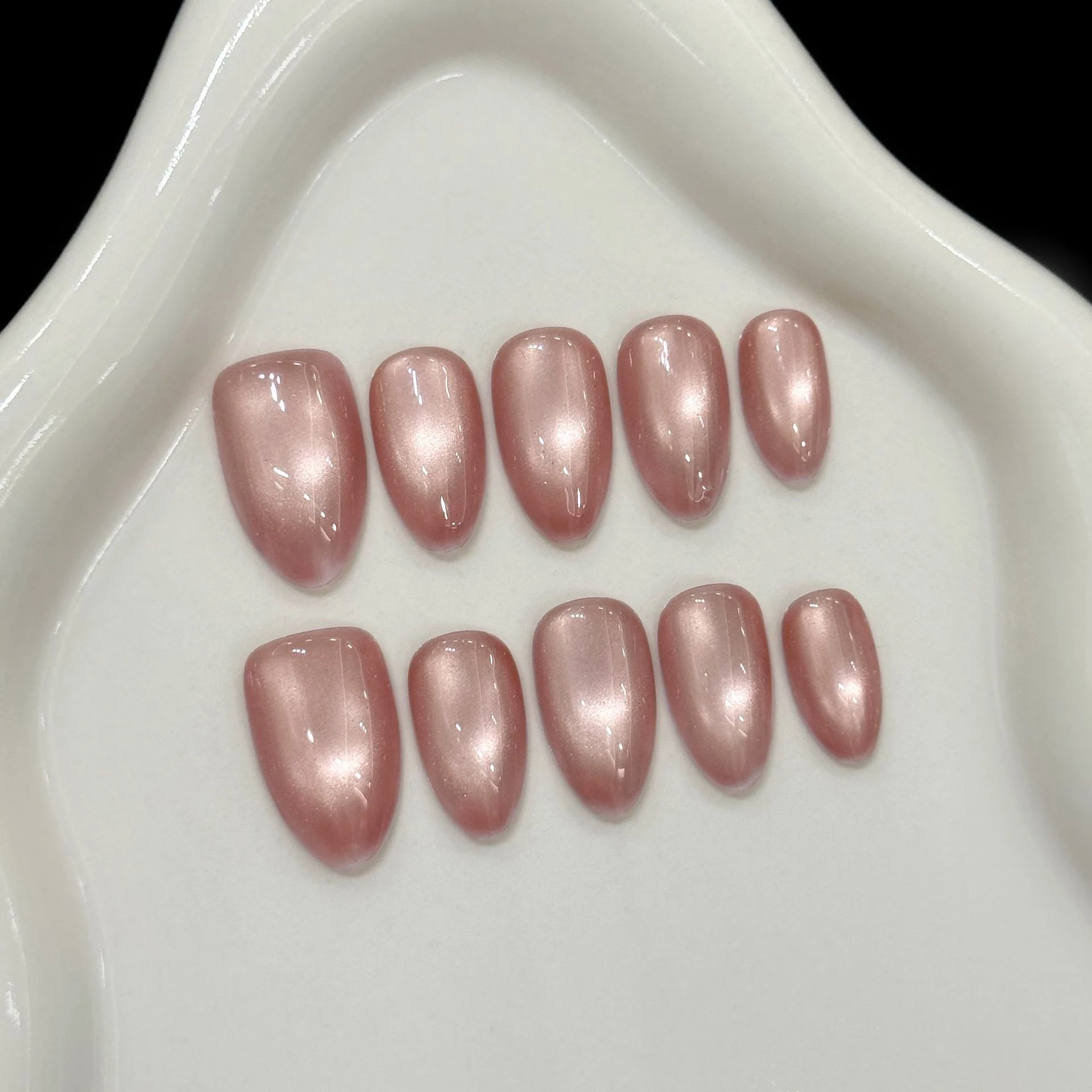 10Pcs Nude Color Almond Shiny - Nail Art Cat Eye Simple ulasan dan harga