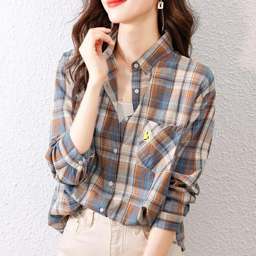 Checkered shirt for women in spring and autumn new fashionable and retro pure cotton shirt worn with a foreign