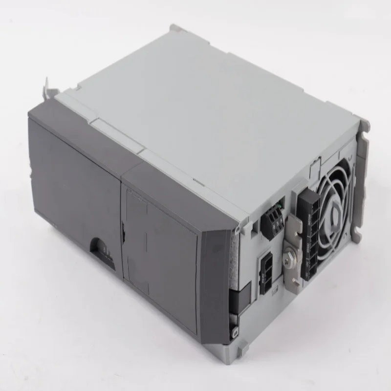 Brand New Original Variable Frequency Drive  FC-302P45KT5E20H2BGCXXXSXXXXA4BXCXXXXDX