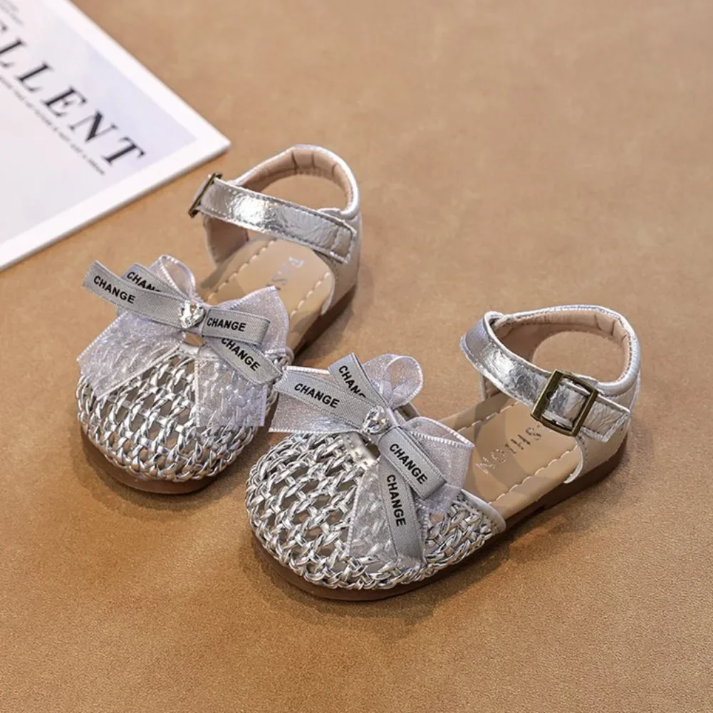 

Girls Princess Shoes Weave Breathable Kids Beach Shoes with Simple Bows 2025 Summer New Children Sandals Soild Color Non-slip
