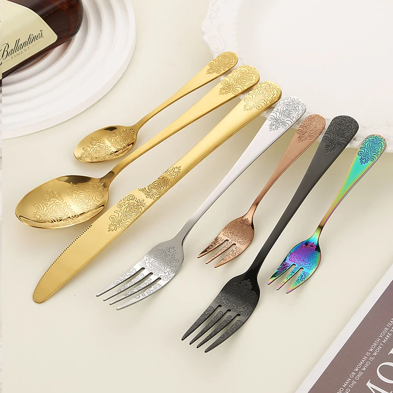 5PCS stainless steel knife, fork, spoon set with patterned totem tableware, Western style steak knife and fork