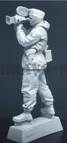 1/35 Resin Model Figure GK, Unassembled and unpainted kit