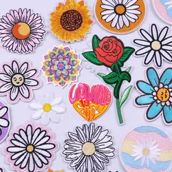Small Daisy Patch Flowers Embroidery Patch DIY Iron On Patches For Clothing Sunflower Fusible Patch Sewing Clothing Accessories