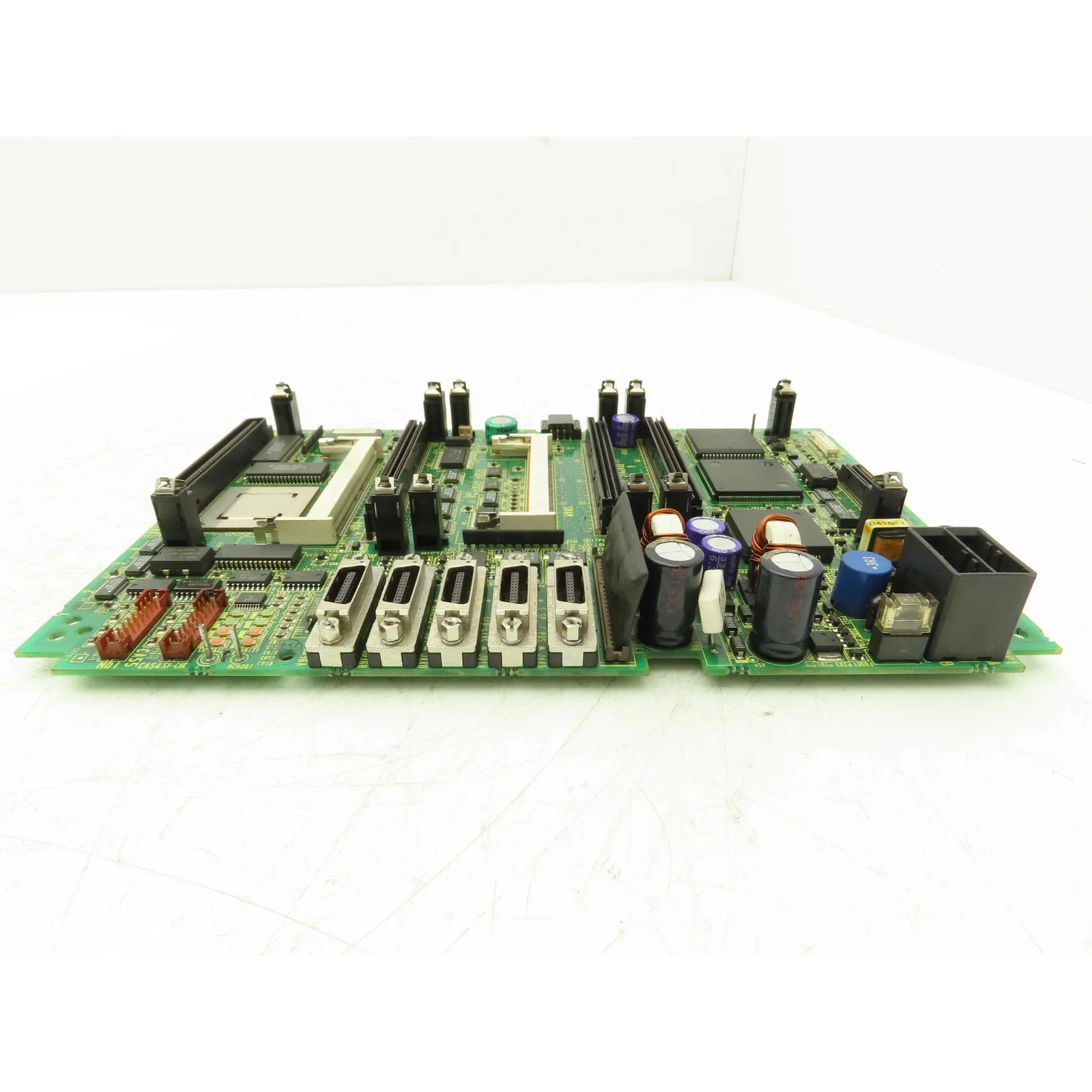 Nueva unidad A20B-8100-0130 A20B-8100-0135 placa de circuito inversor Servo Control placa base Motor de plástico de acero