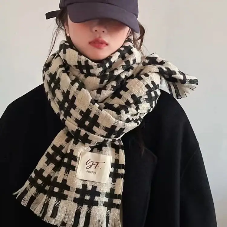 

2022 new soft plaid scarf for women Winter Korean edition versatile students warm bib