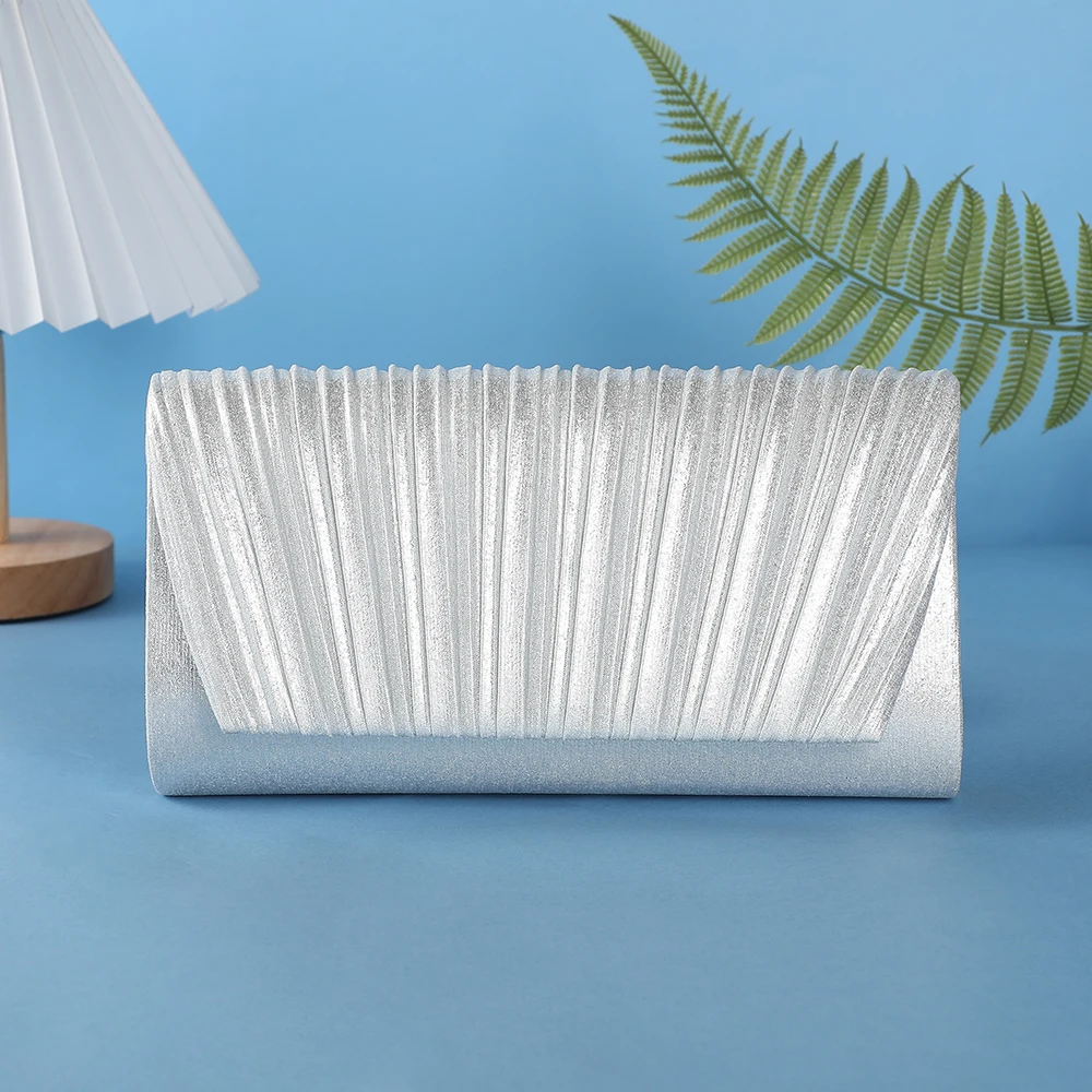 

European and American fashion pleated evening dress bag casual and simple chain single-shoulder bag elegant and stylish ladyli