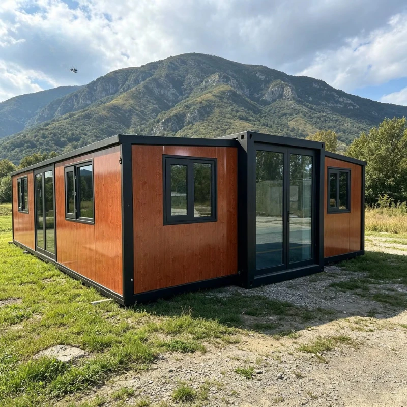 Custom Made 20Ft 40Ft Container Expandable Prefabricated House Bathroom Villa Prefab Luxury Portable Home Casa Portable