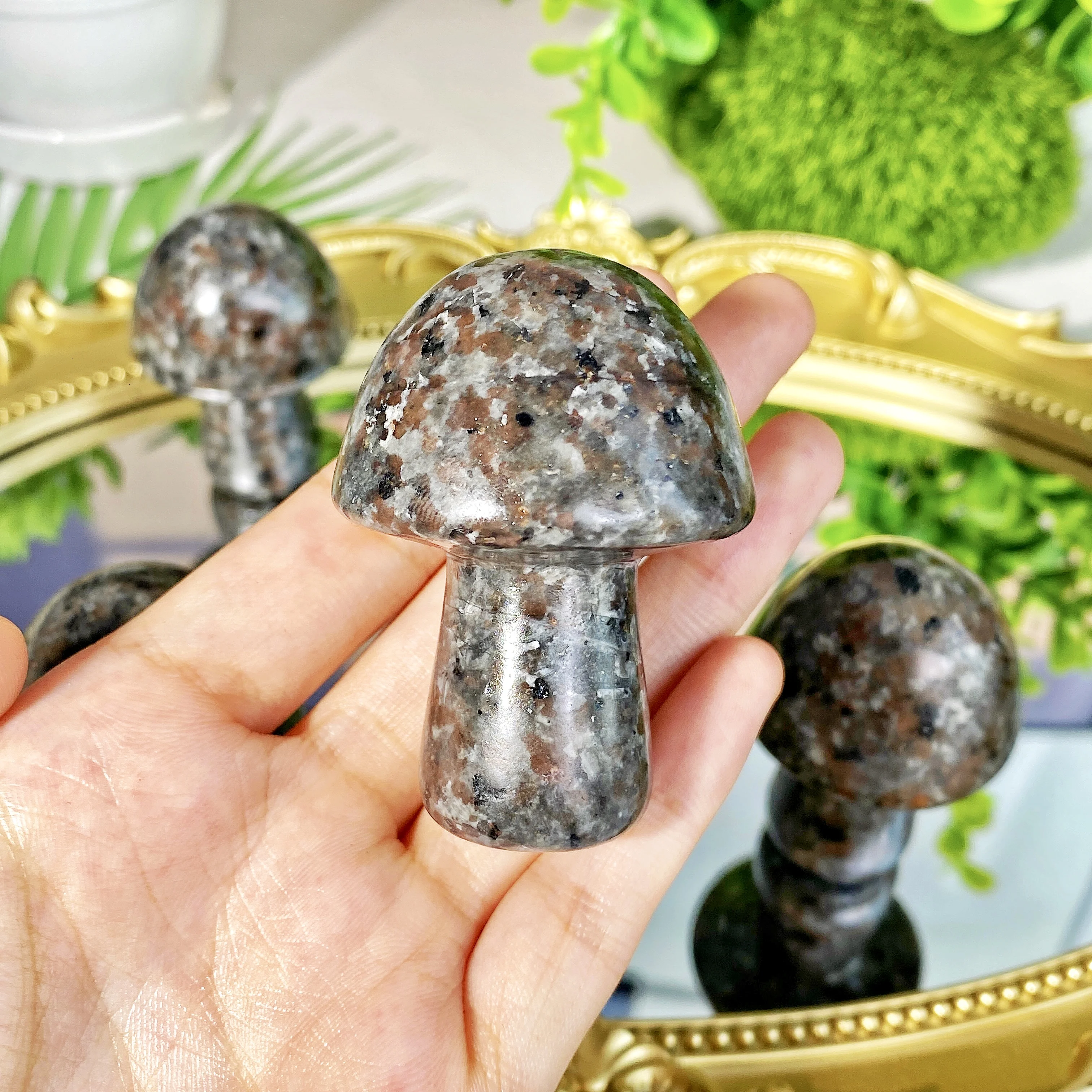 1PC High Quality Random Yooperlite Mushroom Natural Crystal Carving,Gemstone Jewelry,Birthday Gift, Party Decoration.