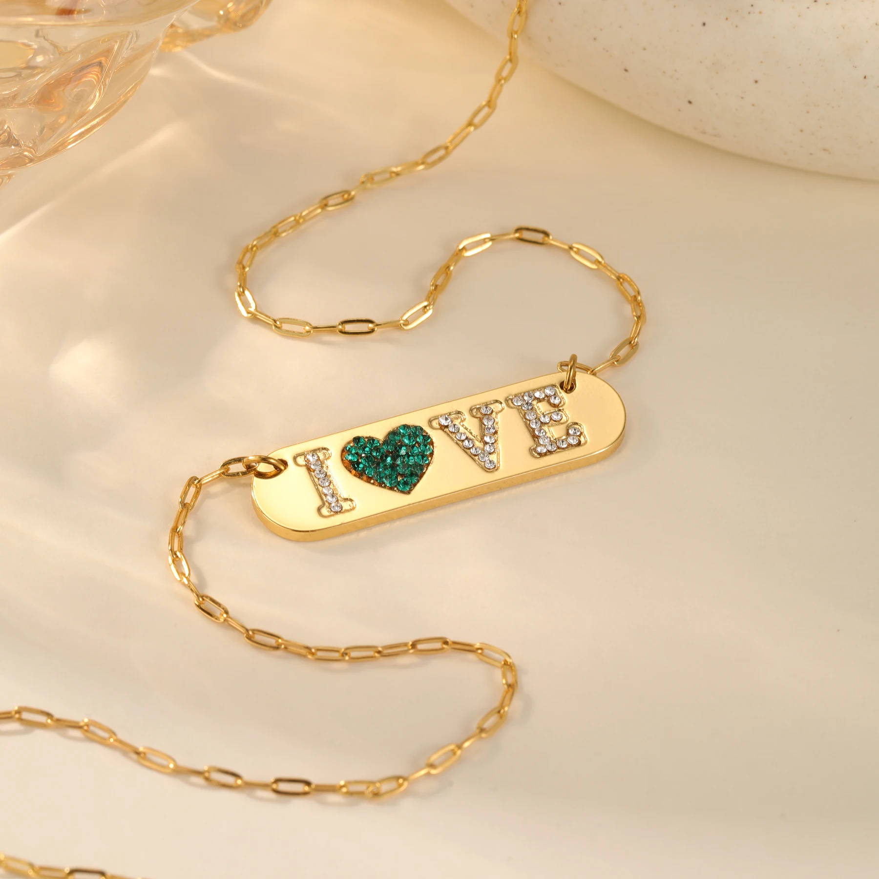 

Ожерелье с индивидуальным именем, ожерелье с квадратными бриллиантами и сердечками, позолоченное 18 карат, подарки на День святого Валентина, вечный символ любви